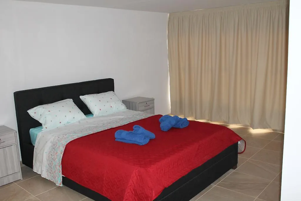Mishellis Apartments Larnaca 0*,  Cypern
