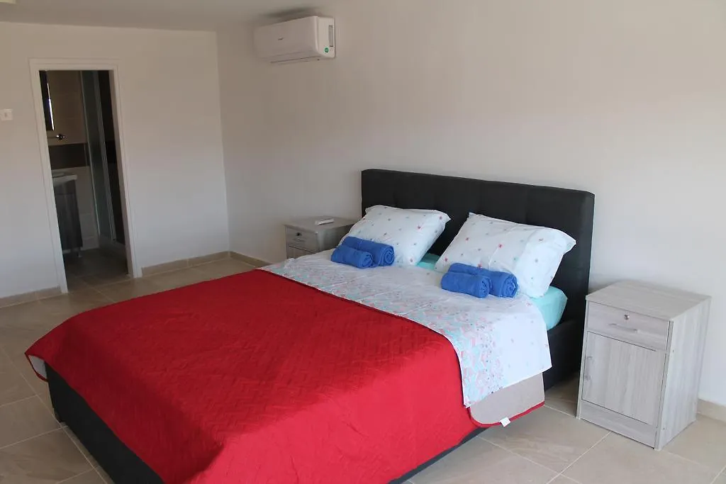 Mishellis Apartments Larnaca Cypern
