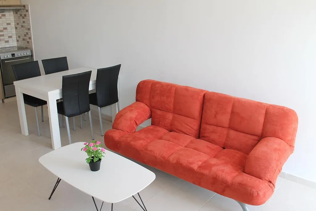 Mishellis Apartments Larnaca